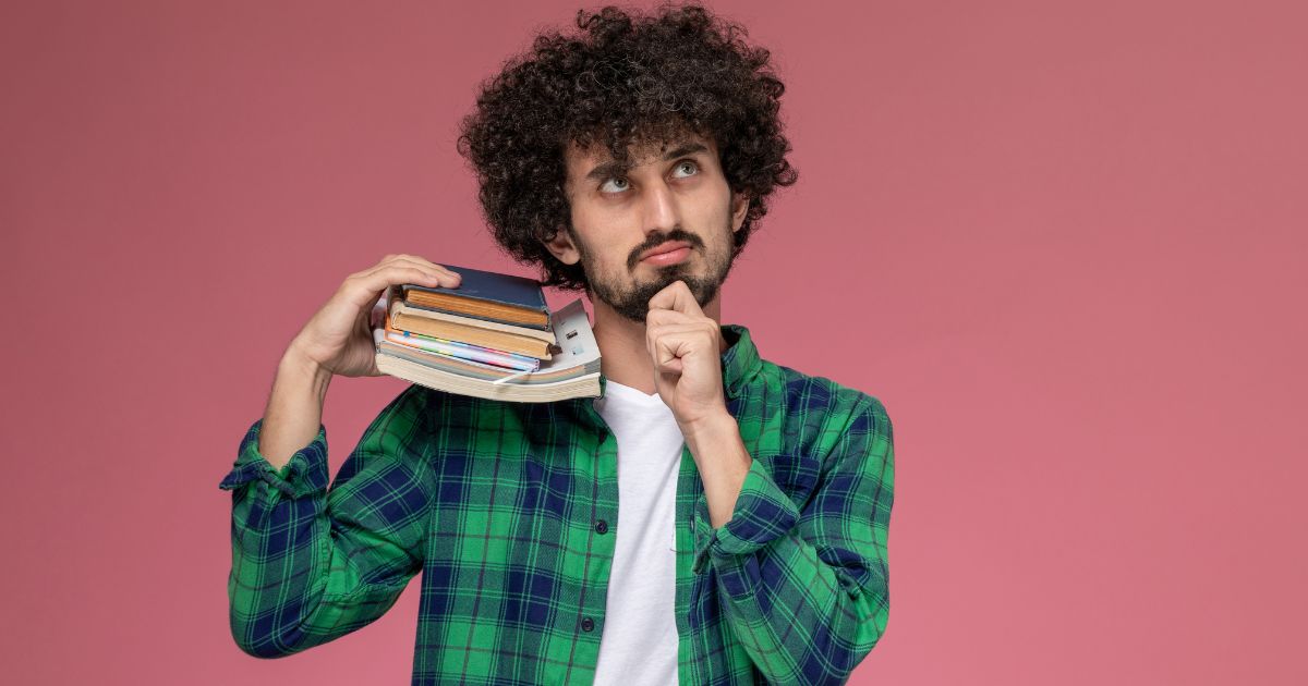 کتاب چی بخونیم؟